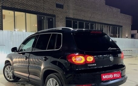 Volkswagen Tiguan I, 2011 год, 1 200 000 рублей, 2 фотография