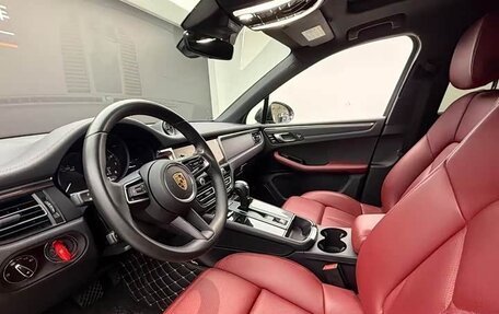Porsche Macan I рестайлинг, 2023 год, 6 750 000 рублей, 7 фотография