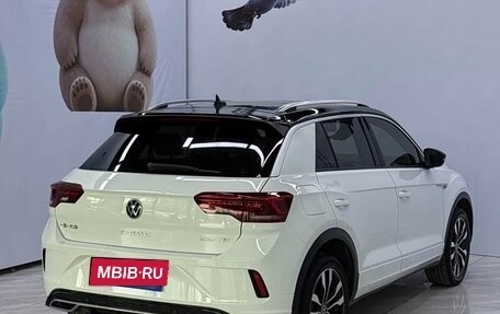 Volkswagen T-Roc I, 2022 год, 1 750 008 рублей, 3 фотография