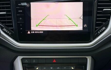 Volkswagen T-Roc I, 2022 год, 1 750 008 рублей, 13 фотография