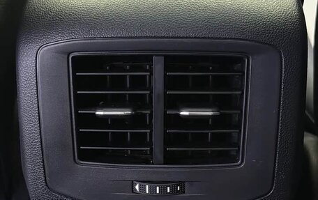 Volkswagen T-Roc I, 2022 год, 1 750 008 рублей, 18 фотография