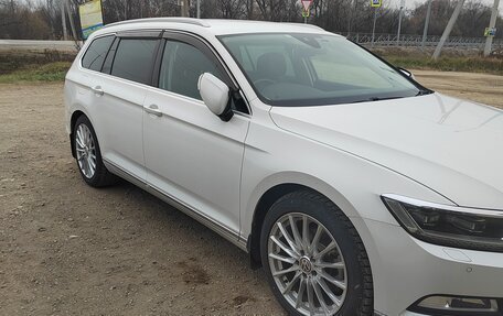 Volkswagen Passat B8 рестайлинг, 2015 год, 1 390 000 рублей, 3 фотография