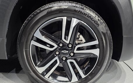 Chevrolet TrailBlazer, 2023 год, 1 690 000 рублей, 34 фотография
