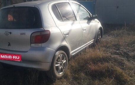 Toyota Yaris III, 2001 год, 200 000 рублей, 2 фотография