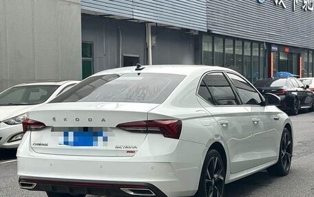 Skoda Octavia IV, 2022 год, 1 760 000 рублей, 4 фотография