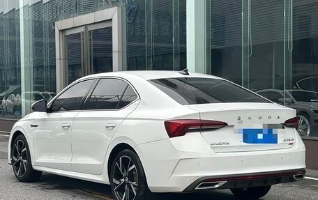 Skoda Octavia IV, 2022 год, 1 760 000 рублей, 6 фотография