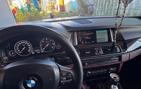 BMW 5 серия, 2016 год, 2 350 000 рублей, 13 фотография