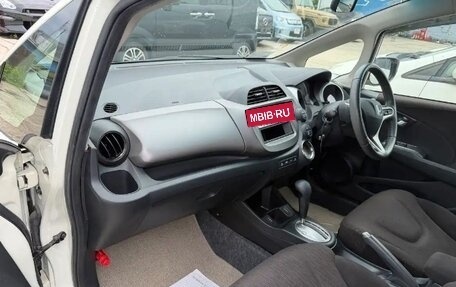 Honda Fit III, 2011 год, 985 000 рублей, 8 фотография