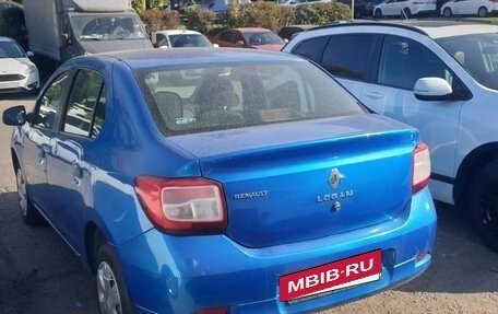 Renault Logan II, 2015 год, 445 000 рублей, 2 фотография