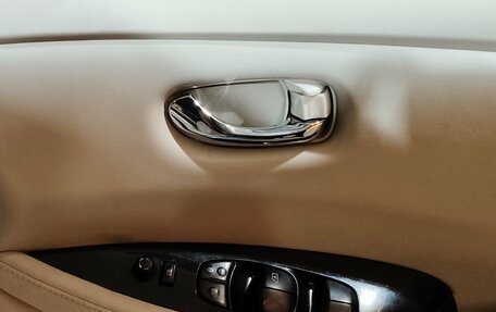 Nissan Leaf I, 2012 год, 1 249 000 рублей, 18 фотография