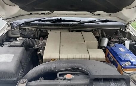 Mitsubishi Pajero III рестайлинг, 2002 год, 980 000 рублей, 8 фотография
