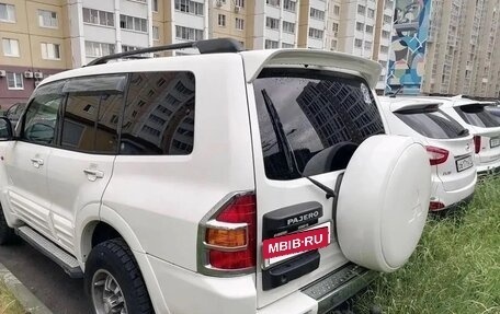Mitsubishi Pajero III рестайлинг, 2002 год, 980 000 рублей, 3 фотография