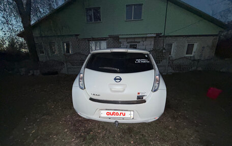Nissan Leaf I, 2014 год, 650 000 рублей, 4 фотография