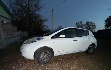 Nissan Leaf I, 2014 год, 650 000 рублей, 5 фотография