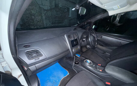 Nissan Leaf I, 2014 год, 650 000 рублей, 8 фотография