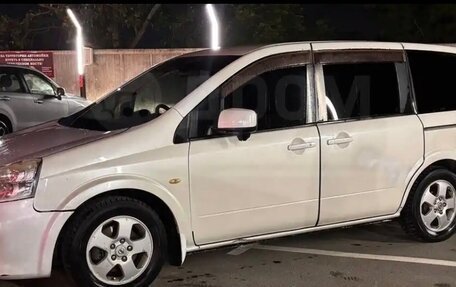 Nissan Lafesta I, 2009 год, 390 000 рублей, 2 фотография