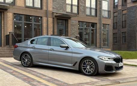 BMW 5 серия, 2022 год, 4 700 000 рублей, 6 фотография