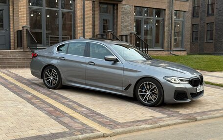 BMW 5 серия, 2022 год, 4 700 000 рублей, 5 фотография