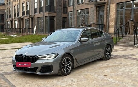 BMW 5 серия, 2022 год, 4 700 000 рублей, 4 фотография