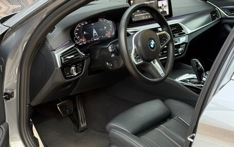 BMW 5 серия, 2022 год, 4 700 000 рублей, 28 фотография
