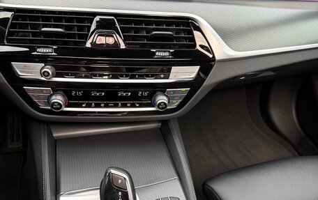 BMW 5 серия, 2022 год, 4 700 000 рублей, 35 фотография