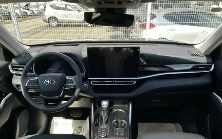 Toyota Highlander, 2026 год, 5 990 000 рублей, 12 фотография