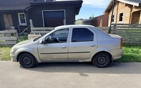 Renault Logan I, 2013 год, 210 000 рублей, 7 фотография