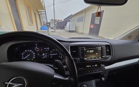 Opel Zafira Life I, 2021 год, 3 390 000 рублей, 12 фотография