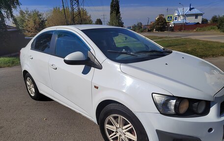 Chevrolet Aveo III, 2013 год, 400 000 рублей, 3 фотография