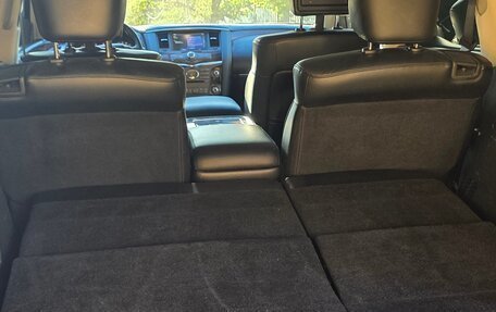 Infiniti QX56, 2010 год, 2 150 000 рублей, 12 фотография