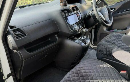 Nissan Serena IV, 2012 год, 1 300 000 рублей, 11 фотография