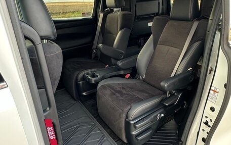Toyota Alphard III, 2021 год, 4 500 000 рублей, 5 фотография