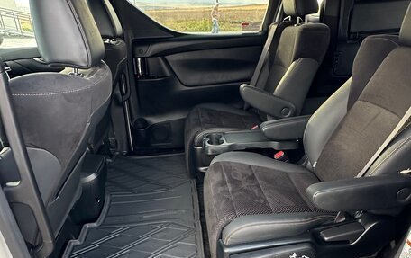 Toyota Alphard III, 2021 год, 4 500 000 рублей, 14 фотография
