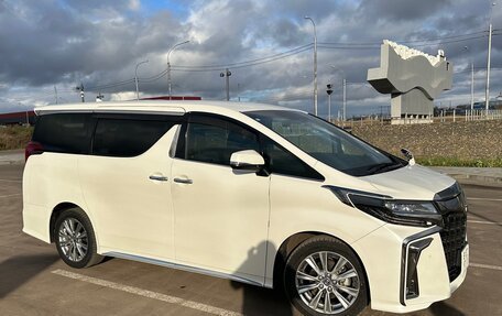 Toyota Alphard III, 2021 год, 4 500 000 рублей, 13 фотография