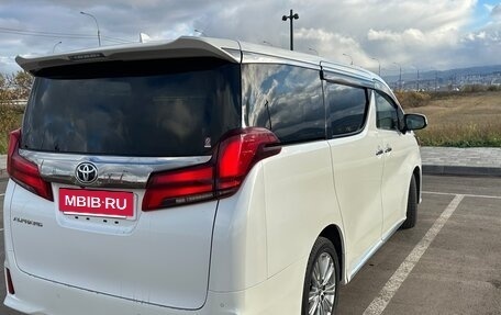 Toyota Alphard III, 2021 год, 4 500 000 рублей, 9 фотография