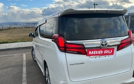 Toyota Alphard III, 2021 год, 4 500 000 рублей, 7 фотография