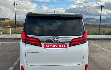 Toyota Alphard III, 2021 год, 4 500 000 рублей, 8 фотография