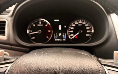 Mitsubishi Pajero Sport III рестайлинг, 2020 год, 3 600 000 рублей, 7 фотография