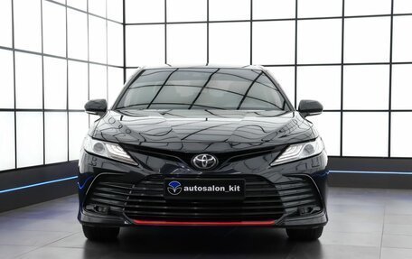 Toyota Camry, 2021 год, 3 790 000 рублей, 2 фотография