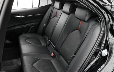Toyota Camry, 2021 год, 3 790 000 рублей, 10 фотография