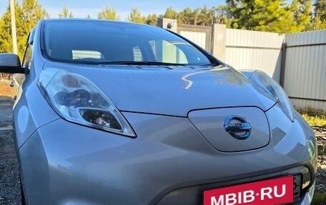 Nissan Leaf I, 2011 год, 850 000 рублей, 1 фотография