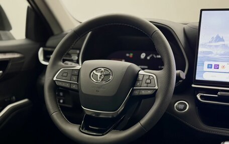 Toyota Highlander, 2026 год, 5 950 000 рублей, 21 фотография