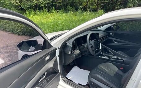 Hyundai Elantra, 2022 год, 1 365 000 рублей, 9 фотография
