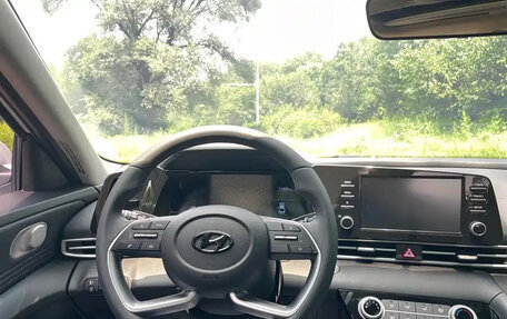 Hyundai Elantra, 2022 год, 1 365 000 рублей, 12 фотография