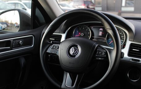 Volkswagen Touareg III, 2012 год, 1 699 000 рублей, 6 фотография