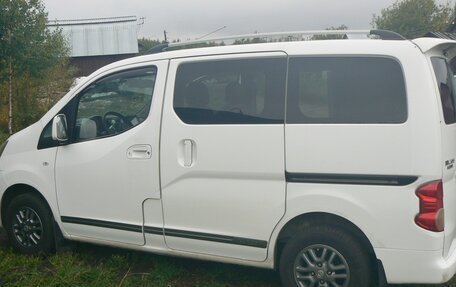 Nissan NV200, 2013 год, 1 200 000 рублей, 14 фотография