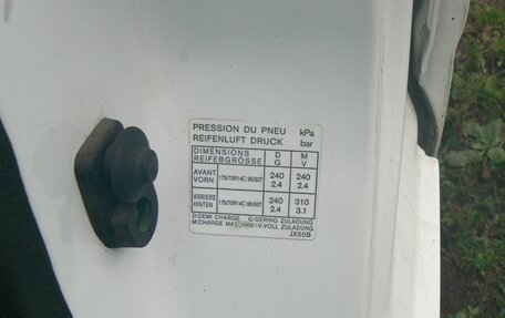Nissan NV200, 2013 год, 1 200 000 рублей, 2 фотография