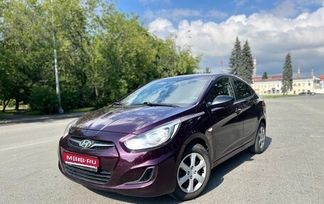 Hyundai Solaris II рестайлинг, 2011 год, 750 000 рублей, 1 фотография