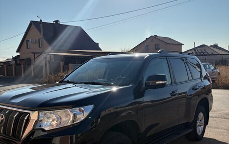 Toyota Land Cruiser Prado 150 рестайлинг, 2020 год, 4 600 000 рублей, 7 фотография