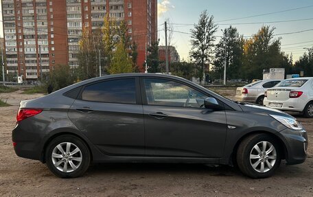 Hyundai Solaris II рестайлинг, 2013 год, 580 000 рублей, 5 фотография